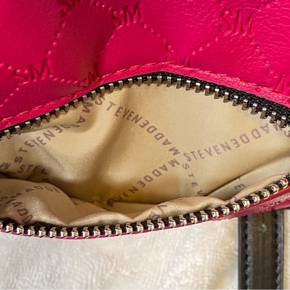 BNWT Steve Madden: Fushia Mini Backpack. - Picture 2 of 14